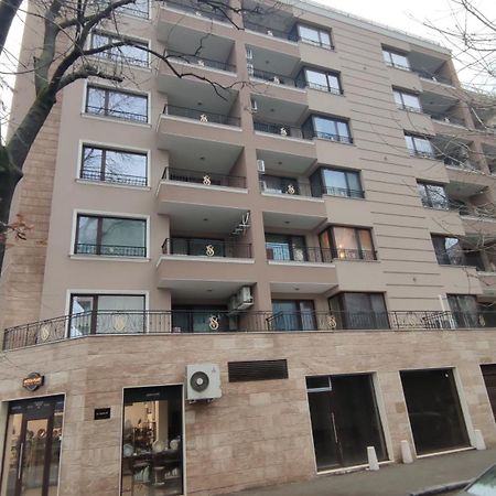 Аpartment With Free Parking Apartment Sofia Bagian luar foto